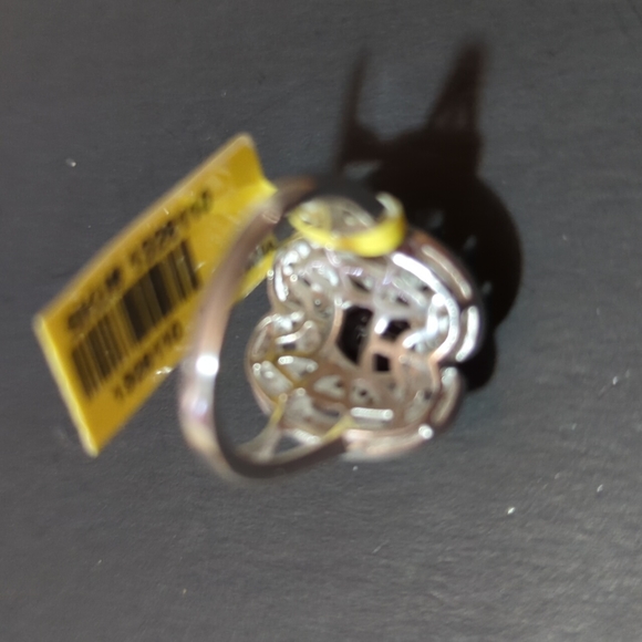 Huge deep red garnet and sterling ring with filigree detailing - Picture 5 of 5